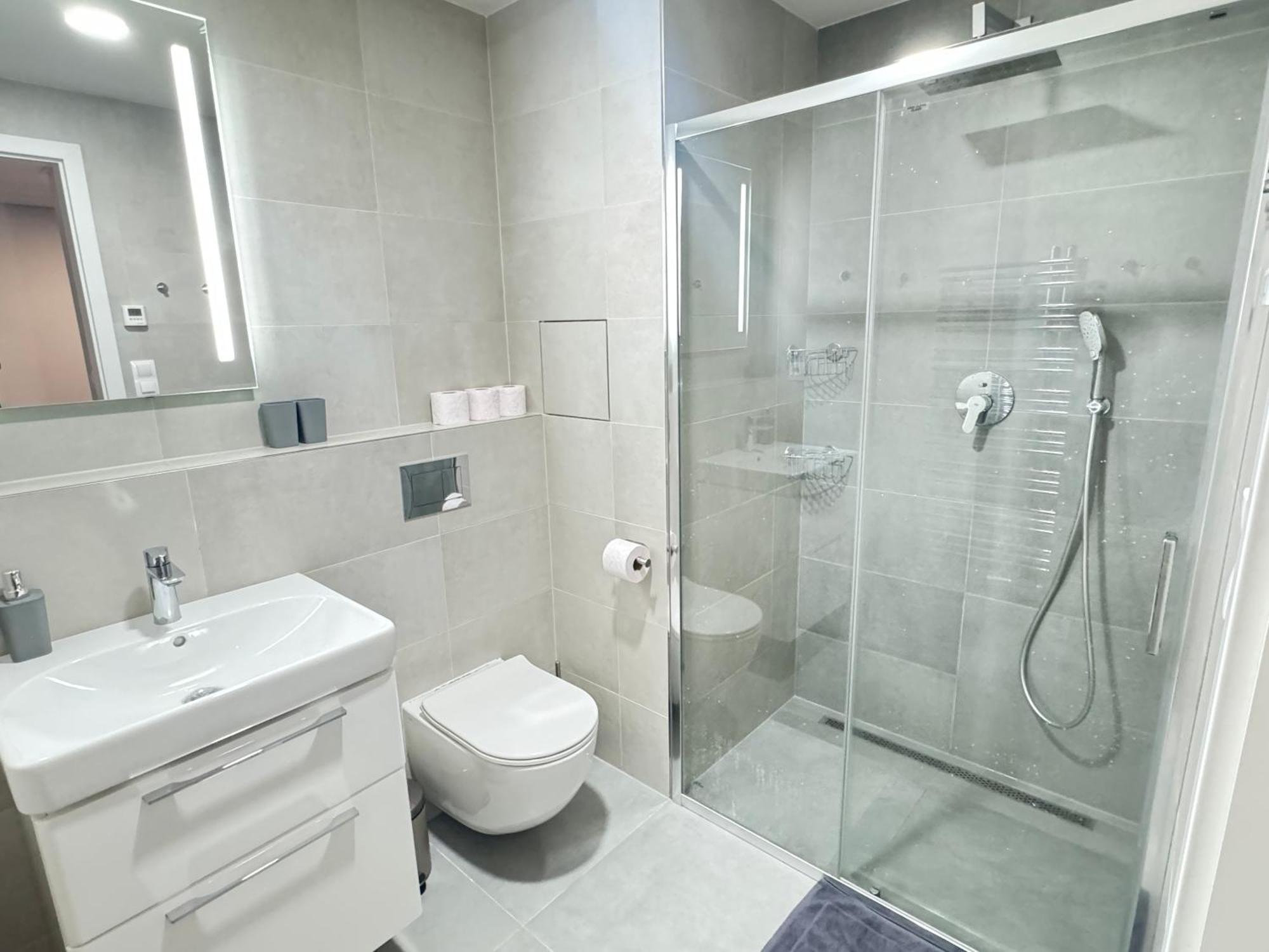 Free Parking - Cozy Apartment Near Vysehrad Railway Bridge 프라하 외부 사진