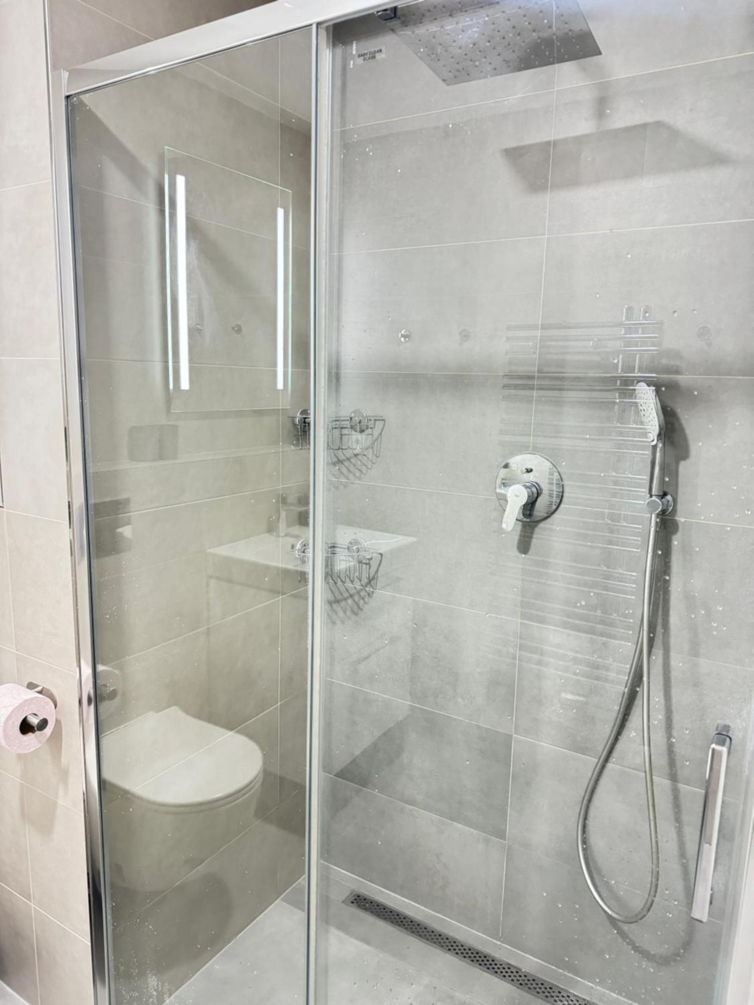 Free Parking - Cozy Apartment Near Vysehrad Railway Bridge 프라하 외부 사진