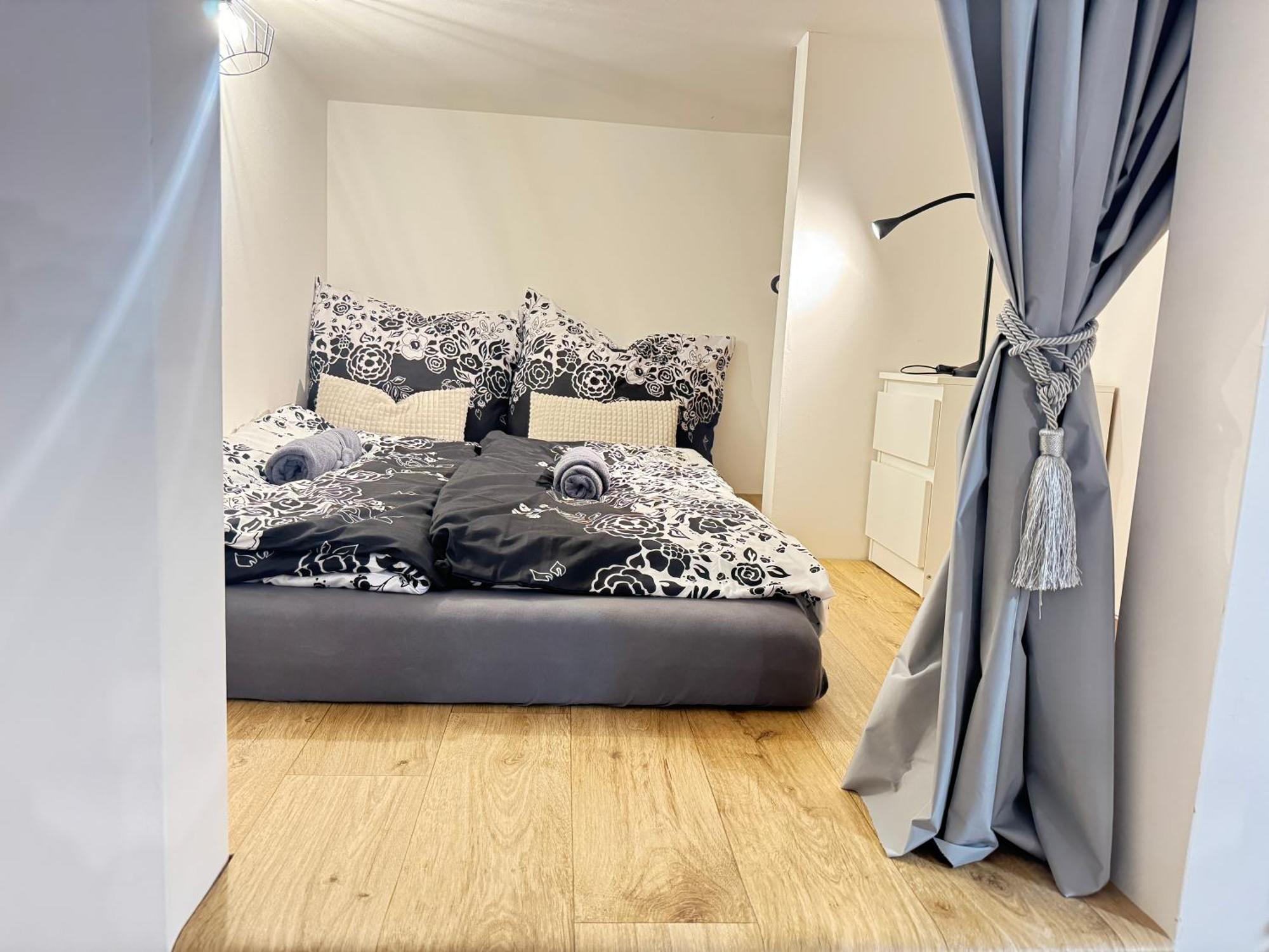 Free Parking - Cozy Apartment Near Vysehrad Railway Bridge 프라하 외부 사진
